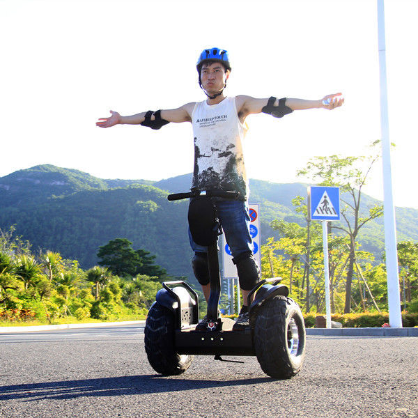 56Kg Electric Chariot Scooter Two Wheeled Personal Transport 20Km / H Max. Cruise Speed