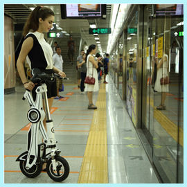 Light Motor Powerd Foldable Electric Scooter For Adults , 20km / H